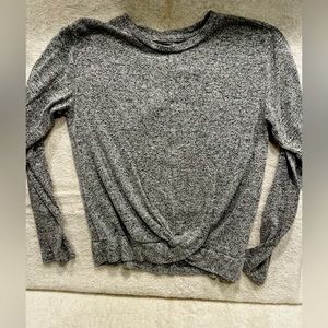 Gap kids gray long sleeve shirt
